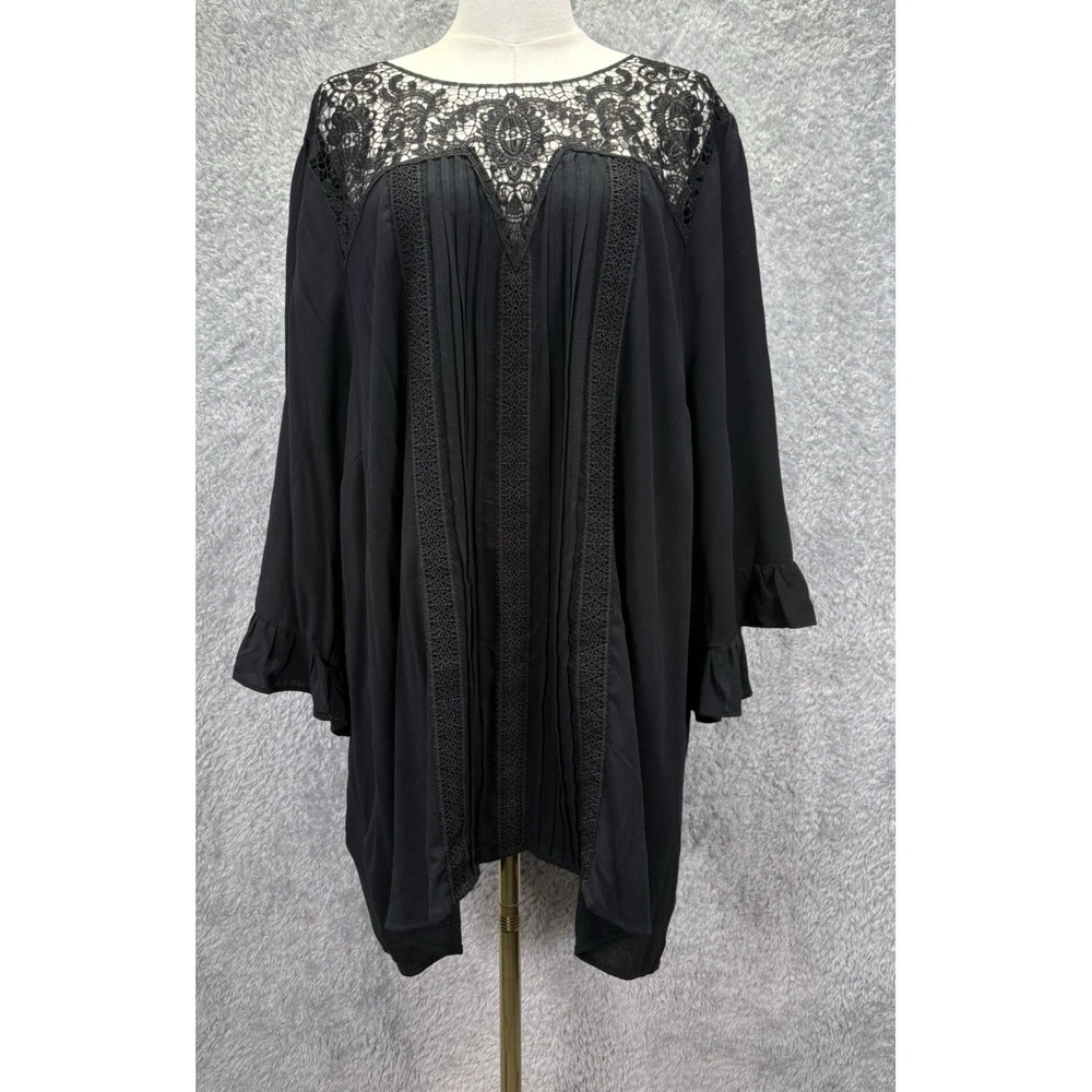 Torrid Womens Size 4 Black Lace Tunic Blouse Pintuck Ruffle Sleeve Boho Plus